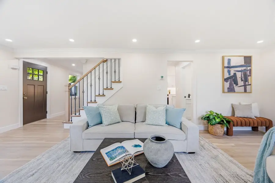 154 Birch St, Braintree, MA 02184 - #2