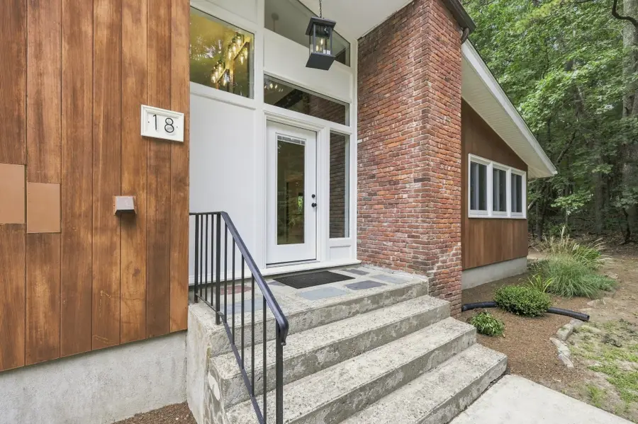 18 Munn Rd, Monson, MA 01057 - #3