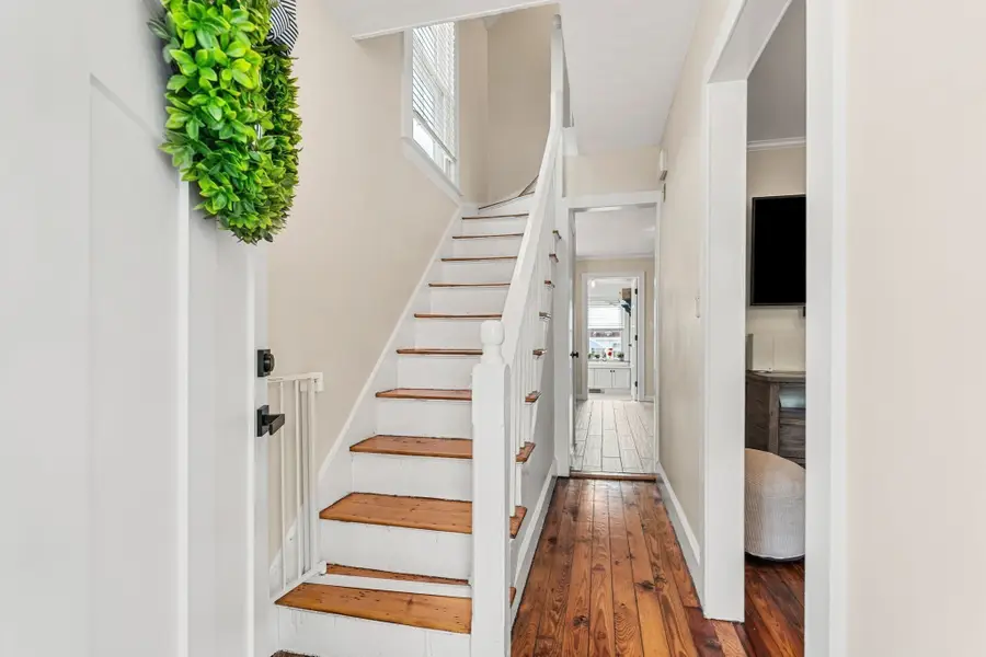 8 Minerva St., Swampscott, MA 01907 - #3