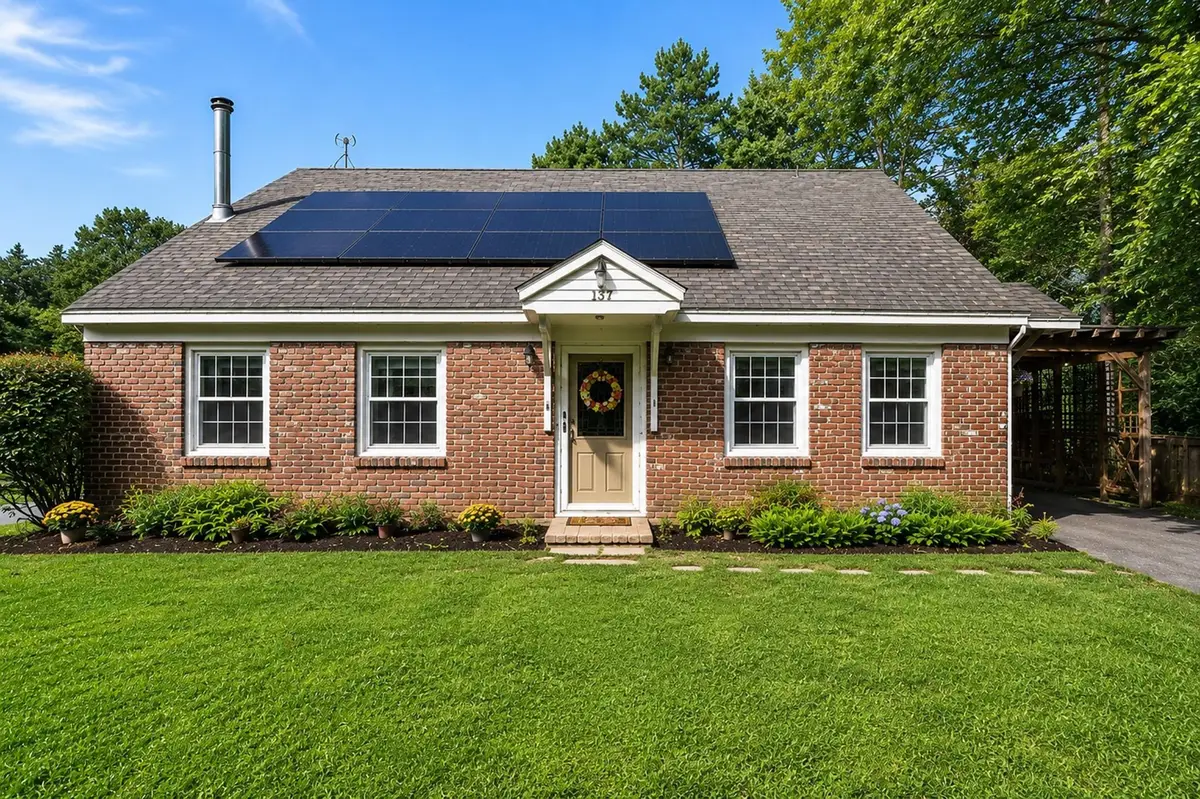137 Parker Rd, Lancaster, MA 01523 - #1