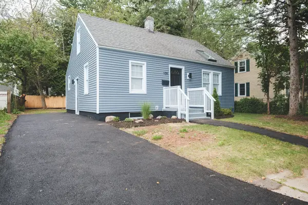 109 Powell Ave, Springfield, MA 01118