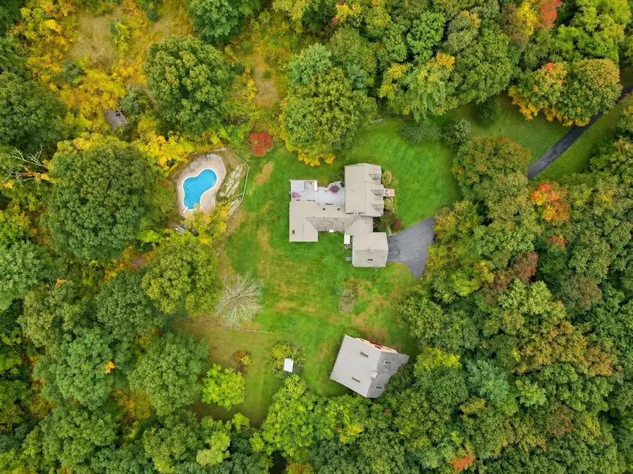 52 Moore Ln, Northborough, MA 01532 - #2