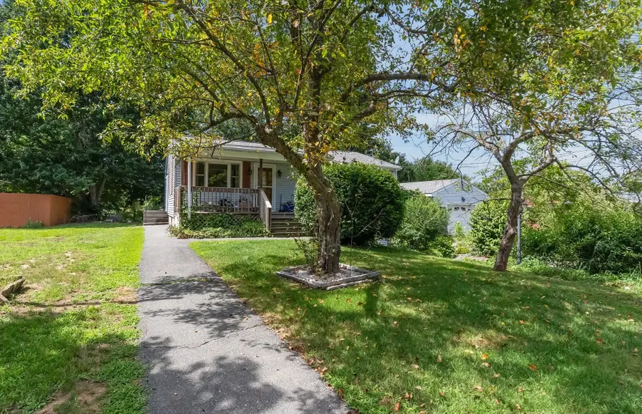 127 Kenmar Dr, Somerset, MA 02726 - #3