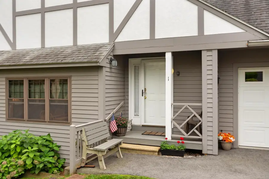 1 Victoria Dr #1, Auburn, MA 01501 - #2