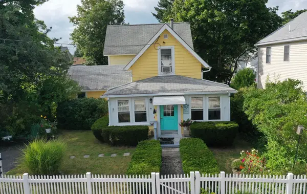 48 Highland Ave, Wareham, MA 02558