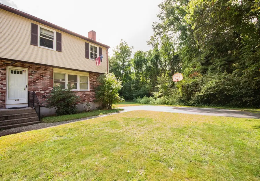 627 Pulaski #right, Bellingham, MA 02019 - #2