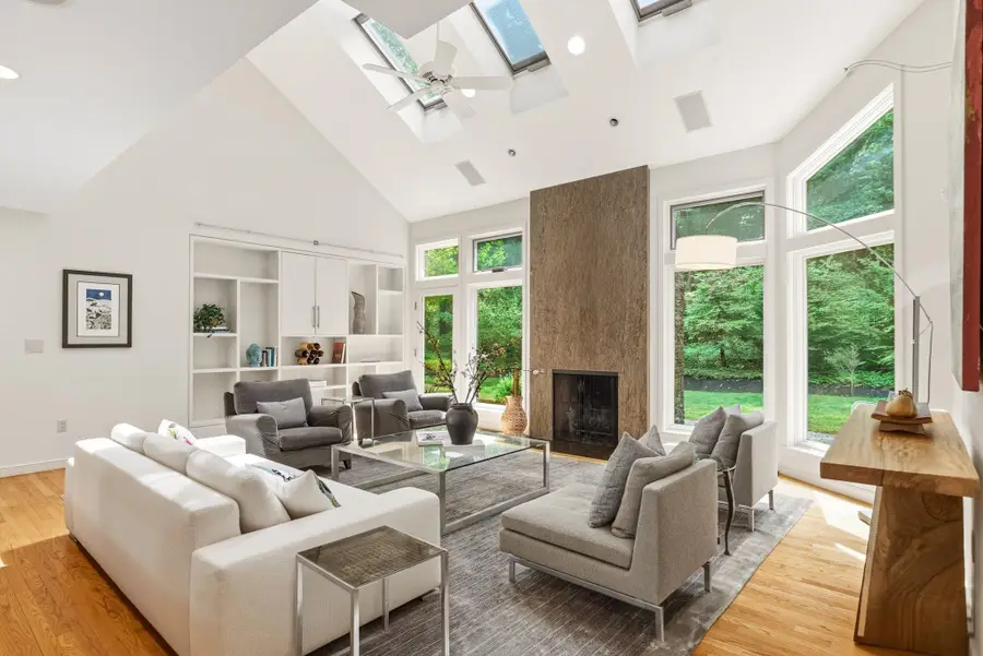 40 Warren Street, Newton, MA 02459 - #3