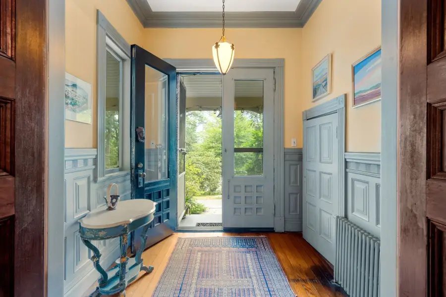 186 Highland Ave, Newton, MA 02465 - #2