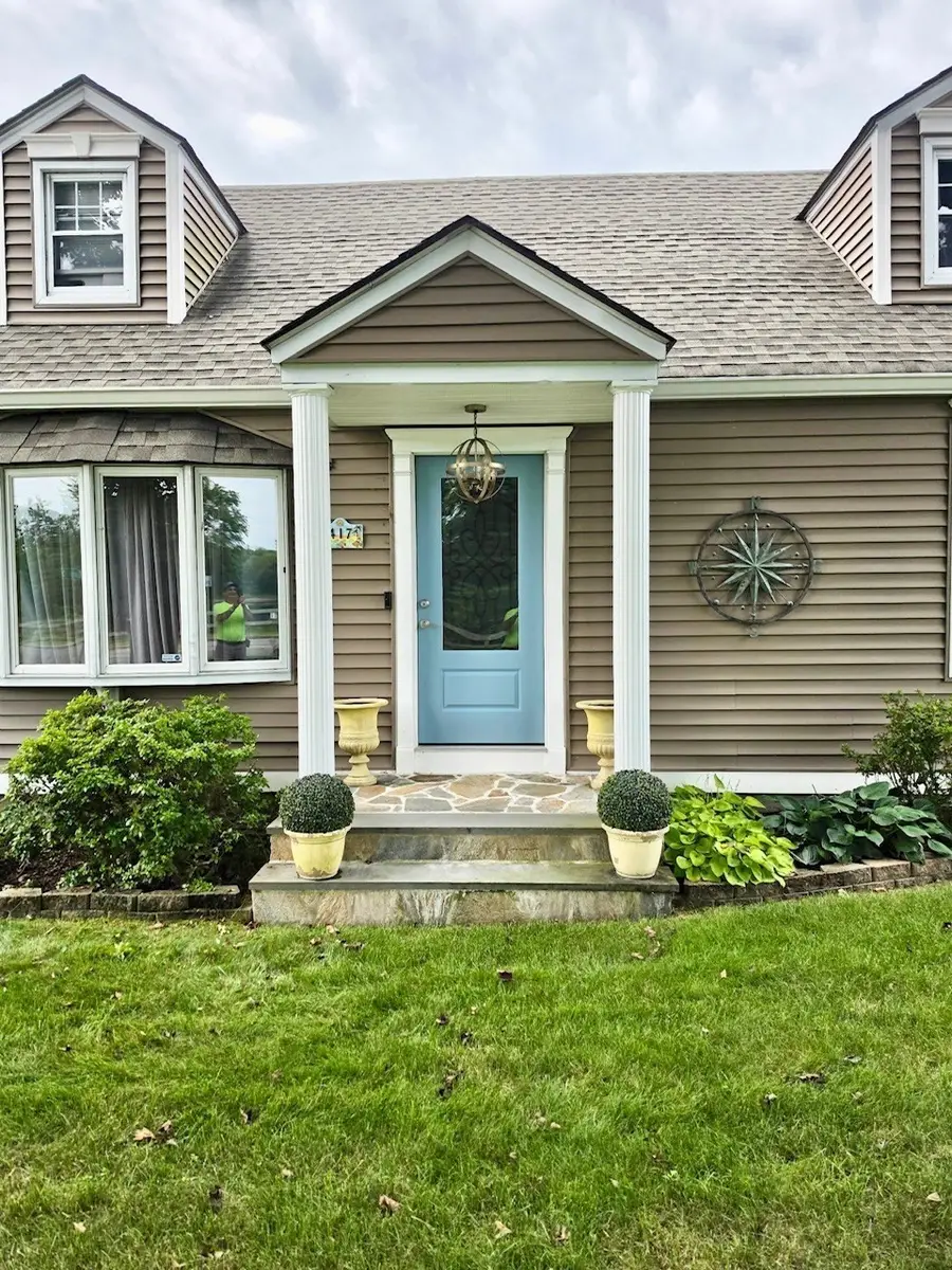 417 River Rd, Agawam, MA 01001 - #3