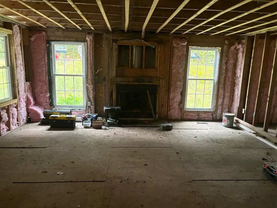 130 Princeton Street, Gardner, MA 01440 - #3