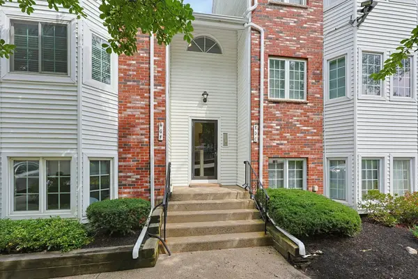 117 Tall Oaks Dr #G, Weymouth, MA 02190