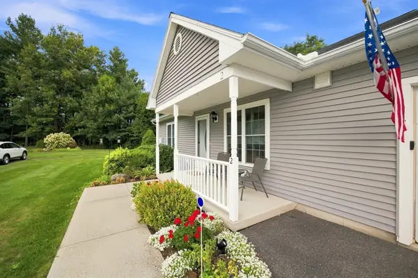 9 Parc Place #2, Southampton, MA 01073