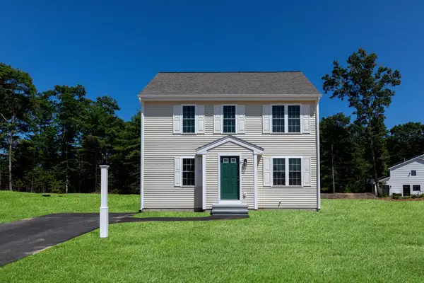 8 Bumblebee Dr., Plymouth, MA 02360