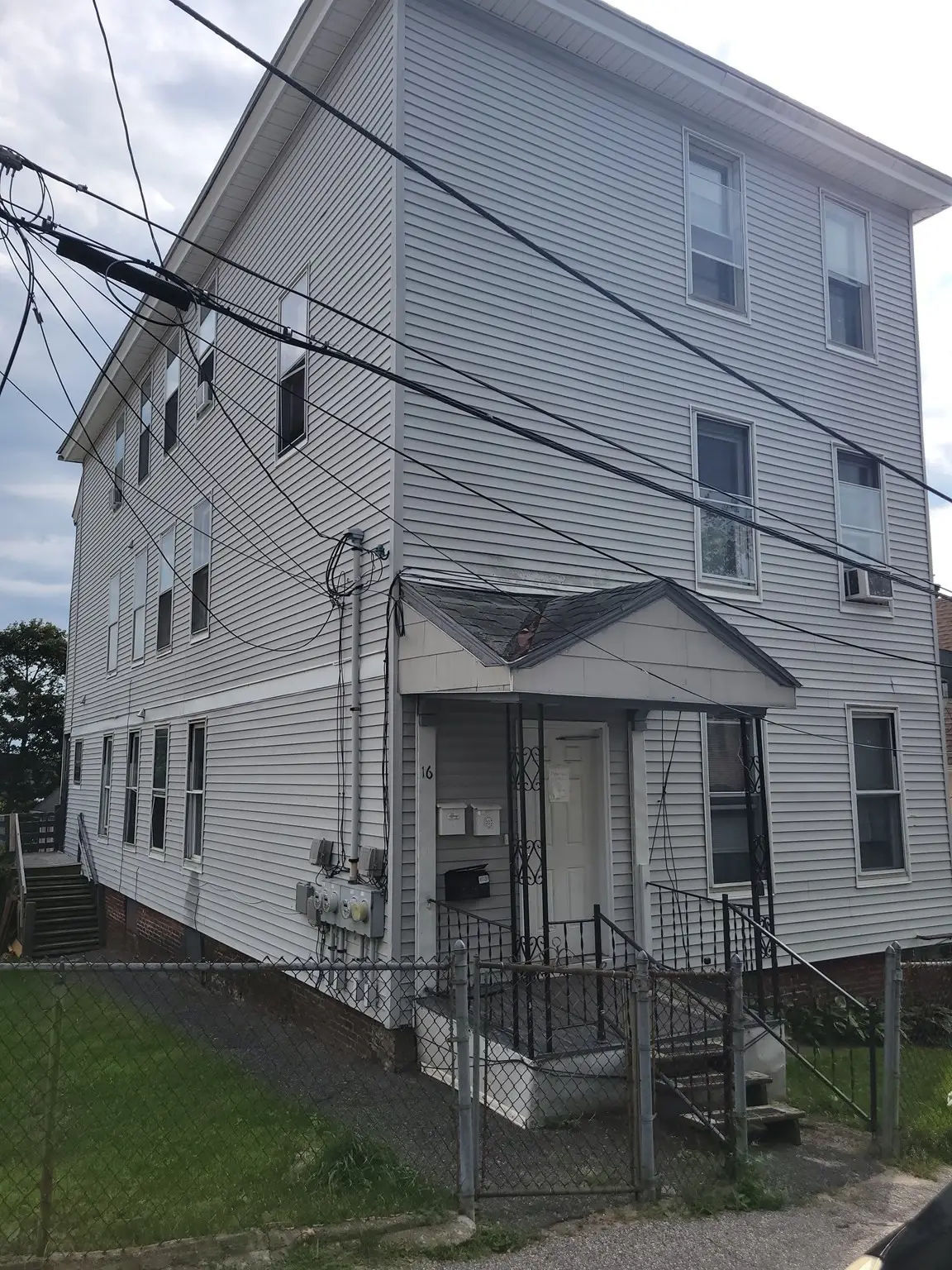 16 Reservoir St, Worcester, MA 01605 - #1