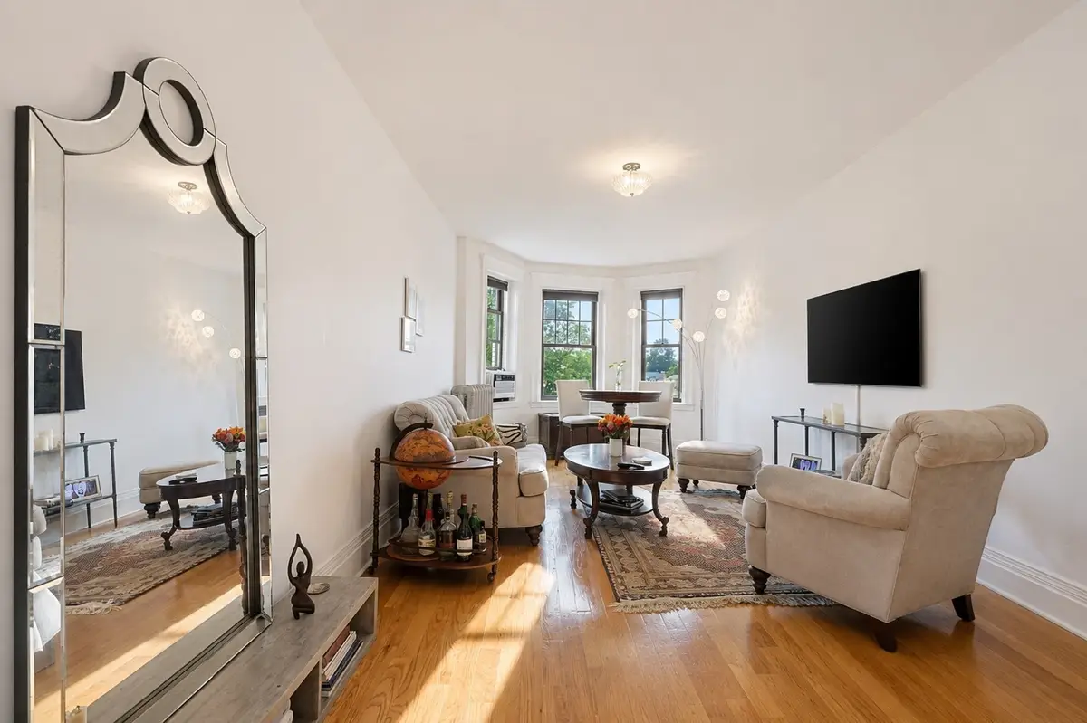 1868 Commonwealth Ave #9, Boston, MA 02135 - #1
