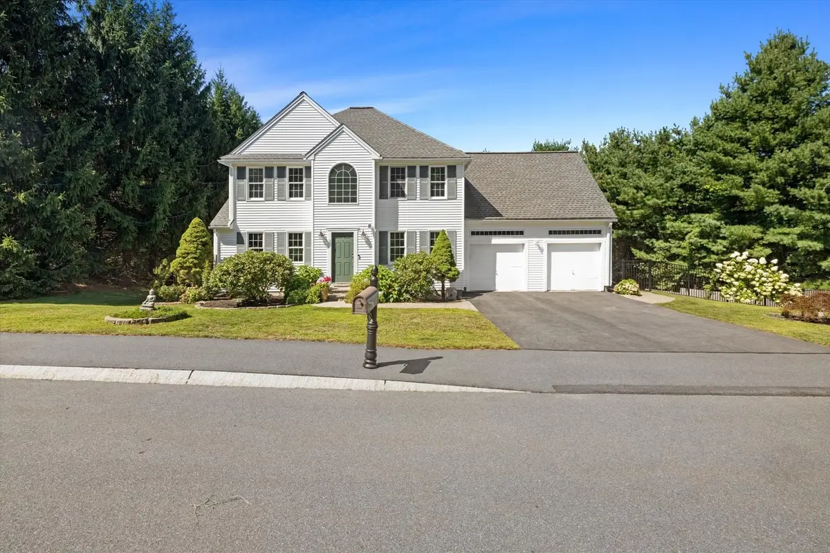 38 Bellows Cir, Marlborough, MA 01752 - #1