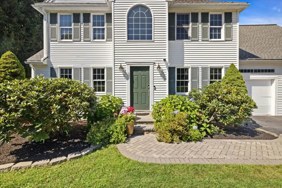 38 Bellows Cir, Marlborough, MA 01752 - #3