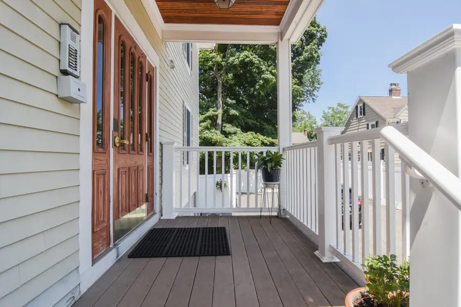 112 Porter St #5, Melrose, MA 02176 - #2
