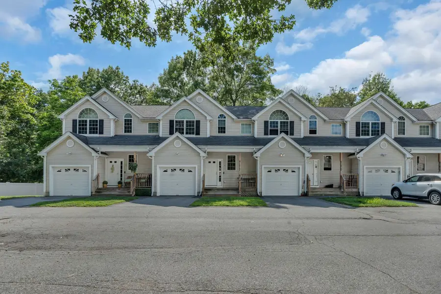 30 Water St #6, Attleboro, MA 02703 - #3