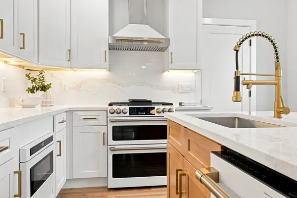 750 Mount Auburn St. #750, Watertown, MA 02472