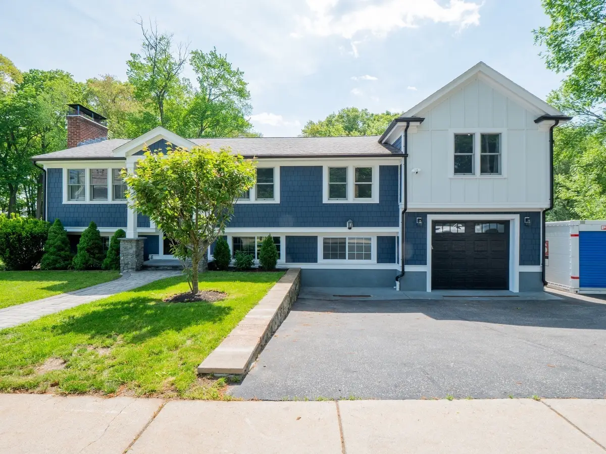 159 Mishawum Rd, Woburn, MA 01801 - #1