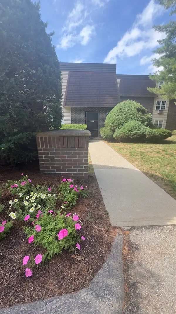 180 Main St #1109, Bridgewater, MA 02324