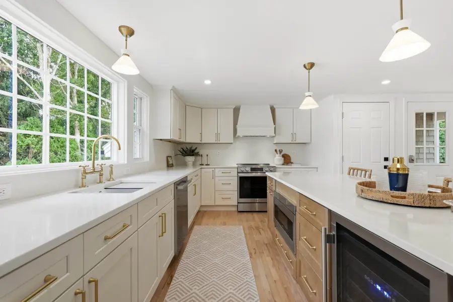 30 Deerfield Rd, Osterville, MA 02655 - #2