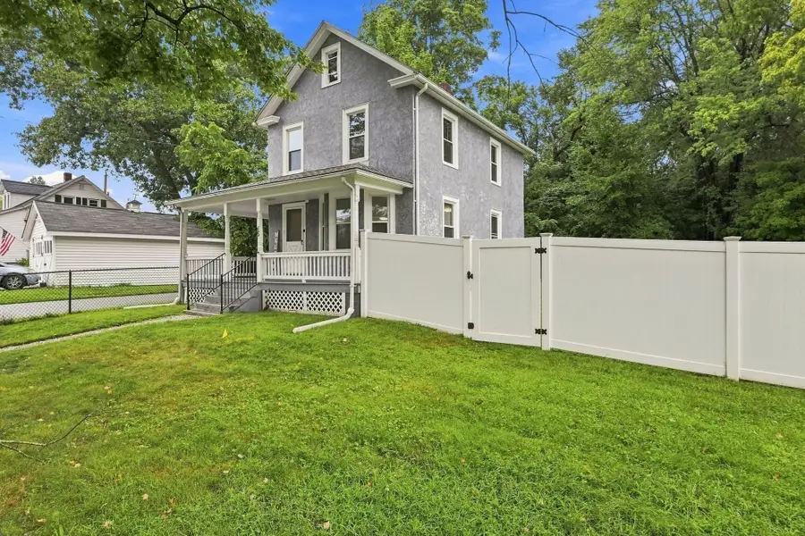 15 Oxford Pl, West Springfield, MA 01089 - #2