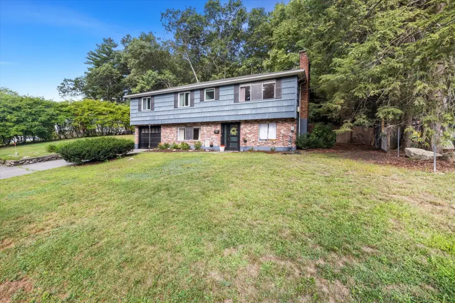 21 Mcadams Rd, Framingham, MA 01701 - #2