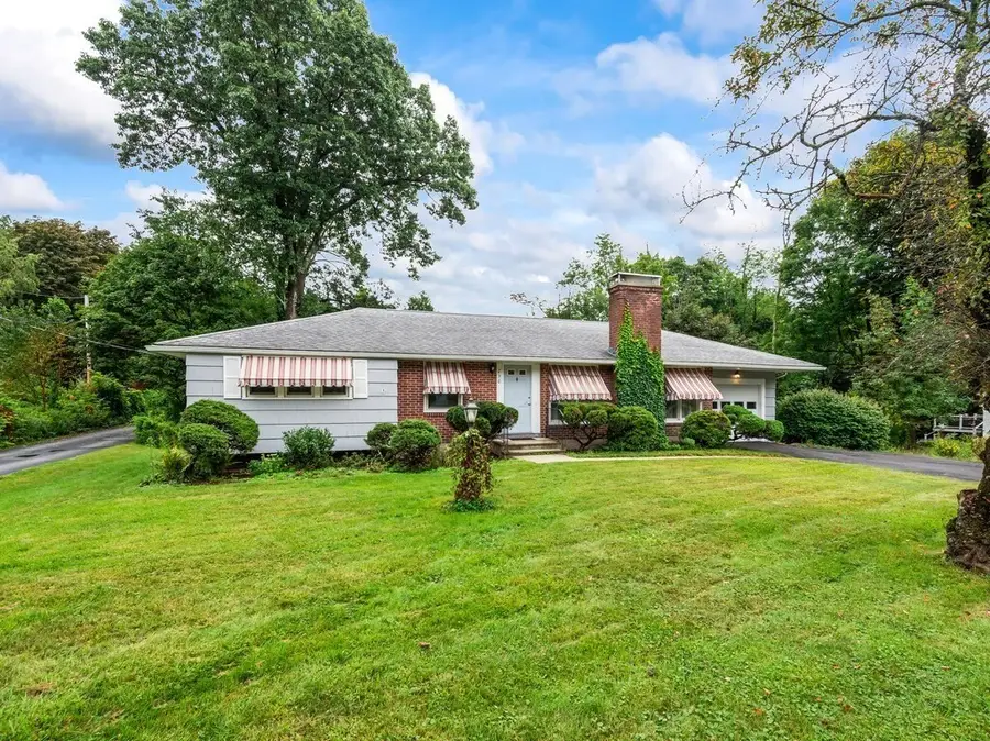 230 Brattle St, Holden, MA 01520 - #3
