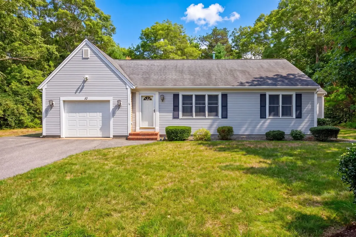 10 Spinnaker Street, Sandwich, MA 02563 - #1