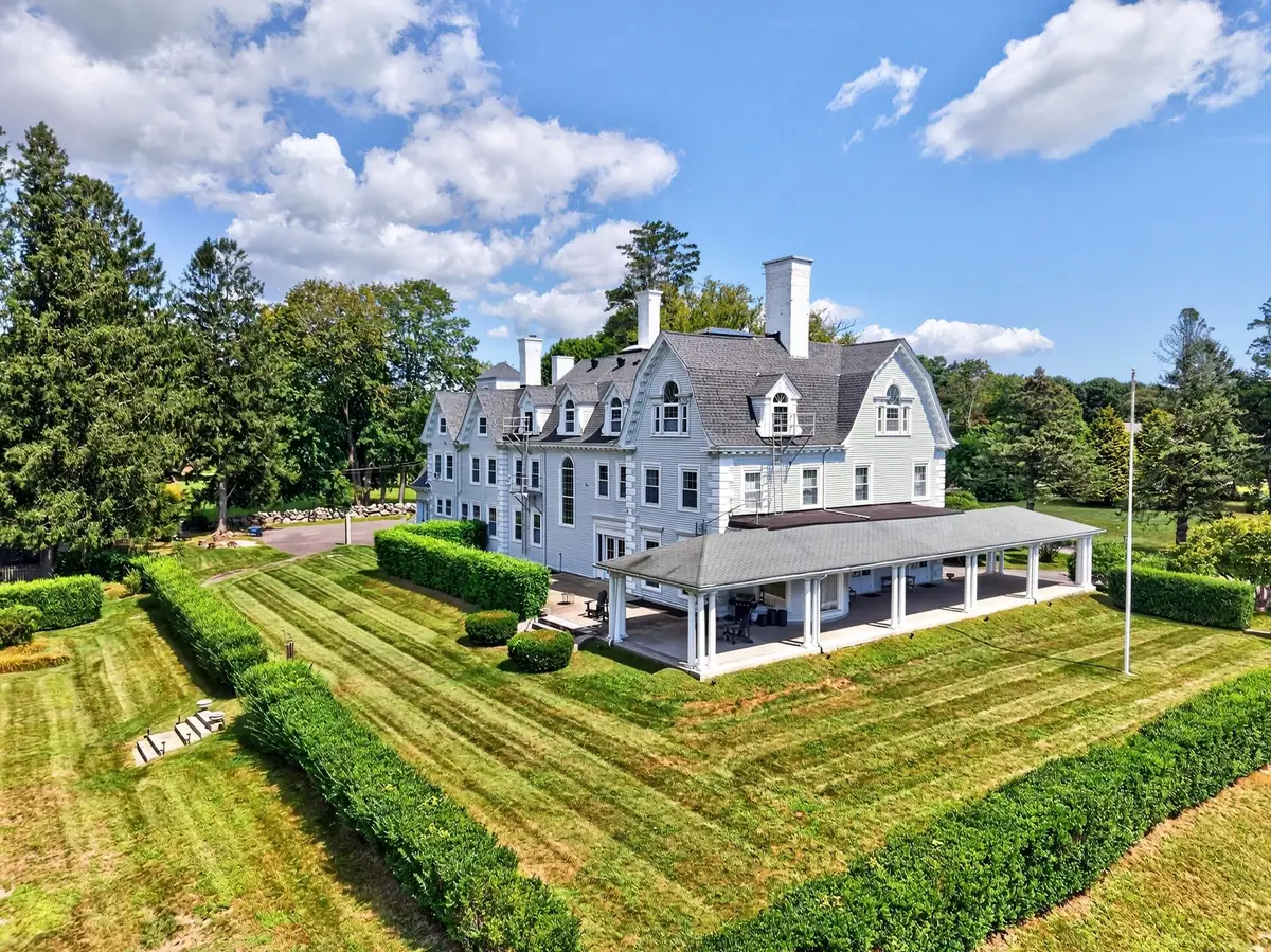 824 Tucker Rd, Dartmouth, MA 02747 - #1