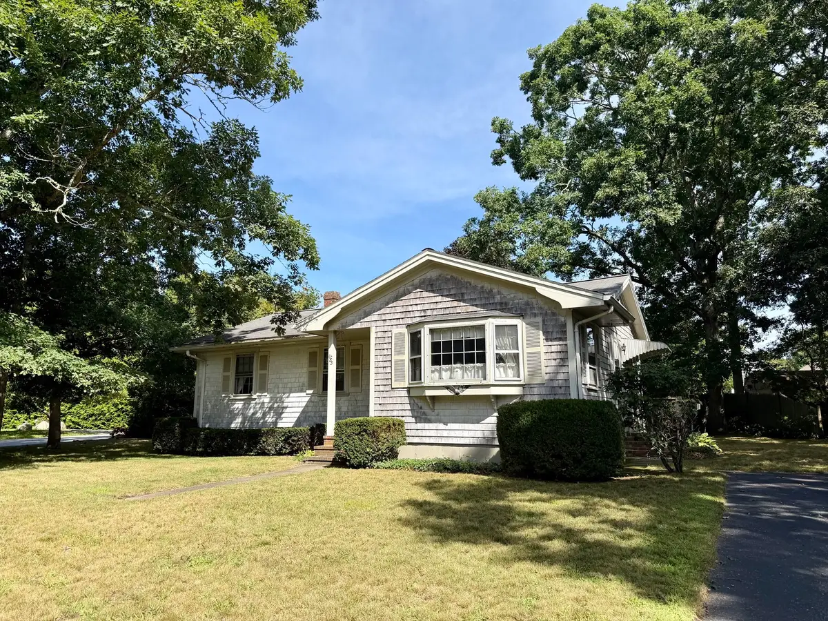1183 Dutton Street, New Bedford, MA 02745 - #1