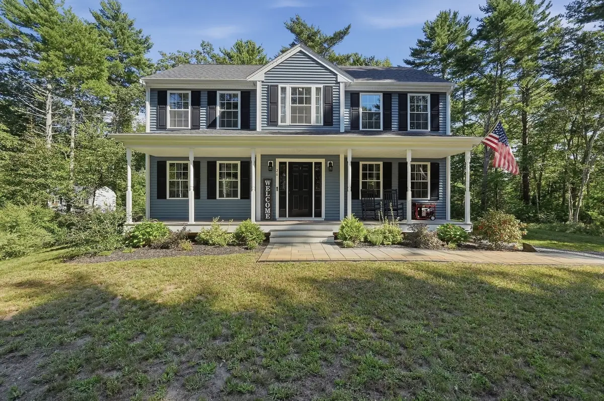 26 Indian St, Carver, MA 02330 - #1