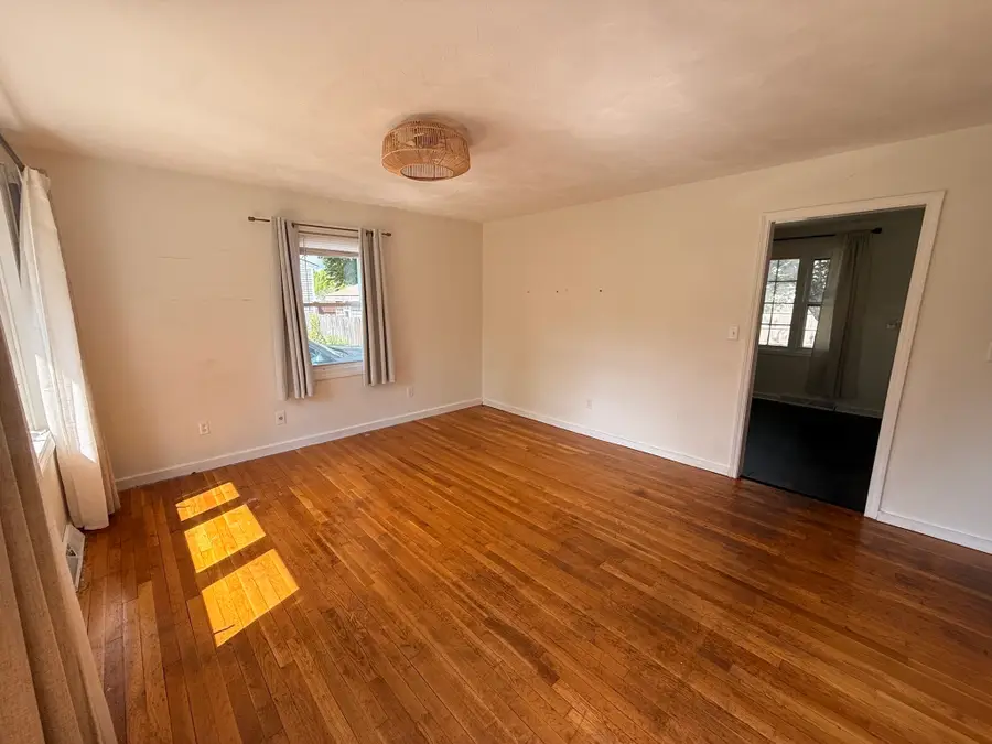 59 Poplar Rd, New Bedford, MA 02745 - #3
