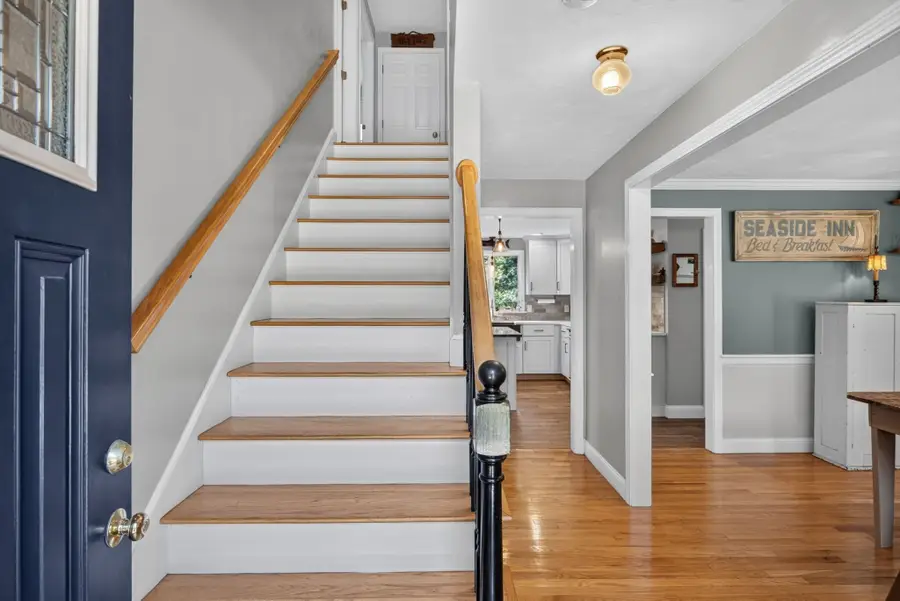 11 Burbank Street, Sandwich, MA 02563 - #3
