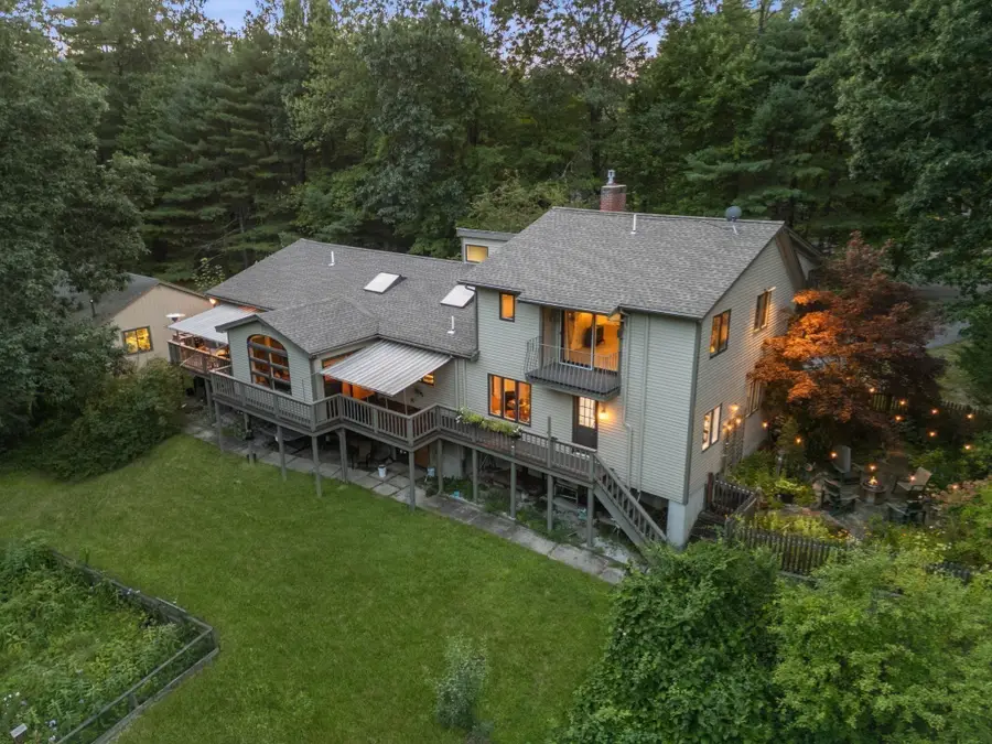 138 Sand Hill Rd, Groton, MA 01450 - #2