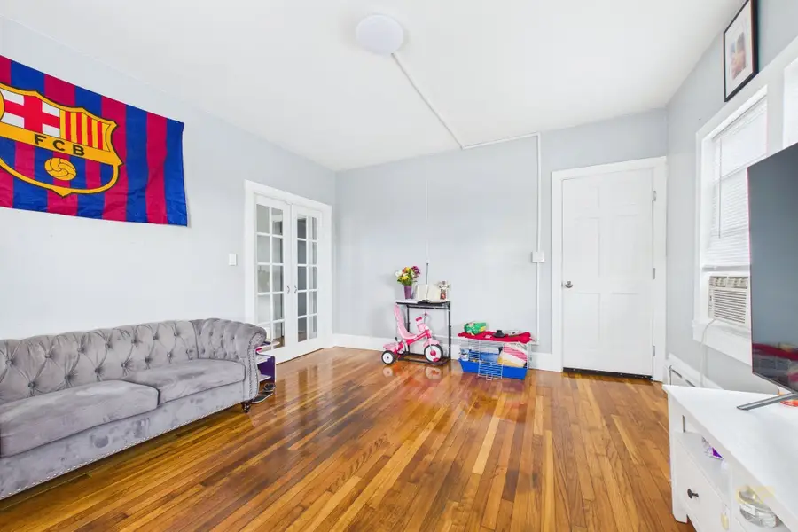 495 Cedar Grove St, New Bedford, MA 02746 - #3