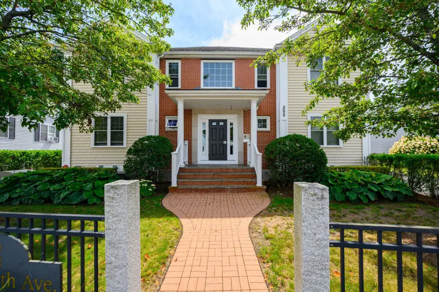 289 North Ave, Abington, MA 02351 - #2