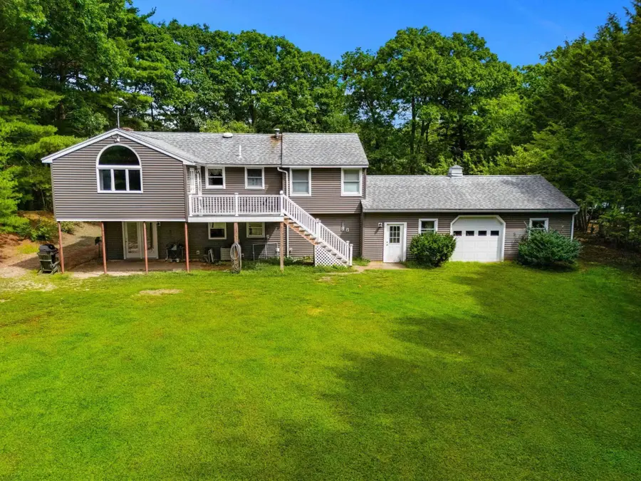 240 Central St, North Reading, MA 01864 - #2