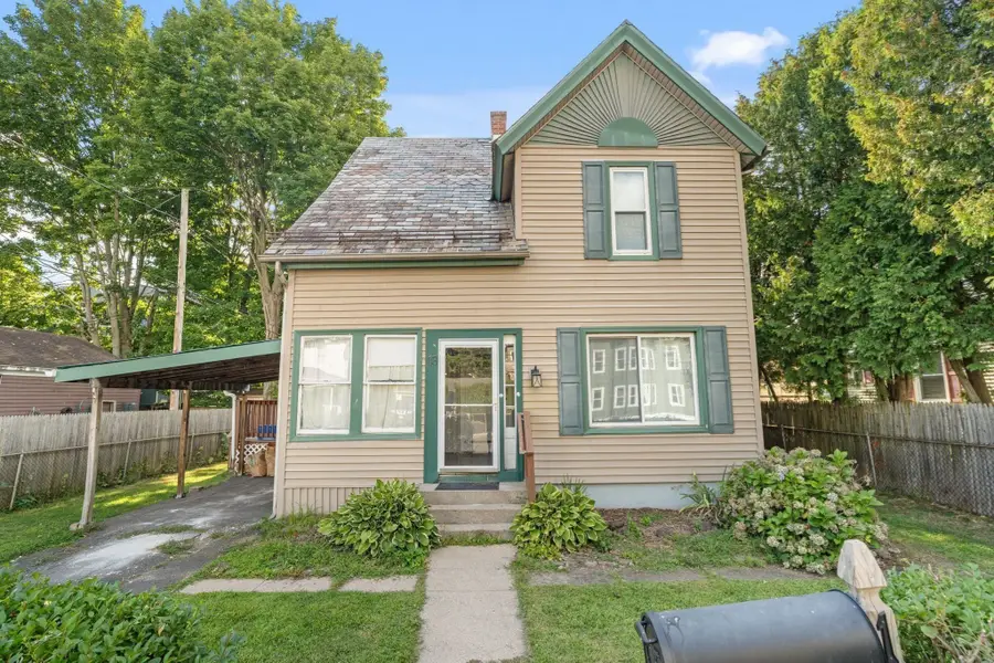 13 Cook St, Holyoke, MA 01040 - #2