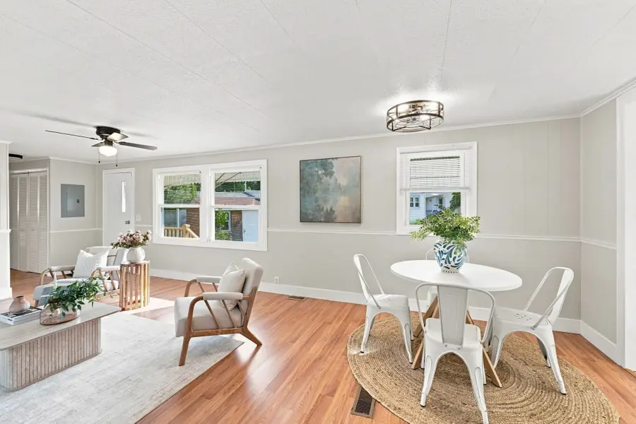 18 Taunton St #34, Plainville, MA 02762 - #3