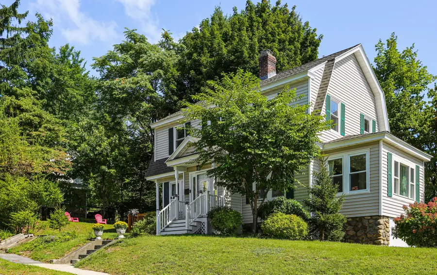 4 Longfellow Road, Worcester, MA 01602 - #3