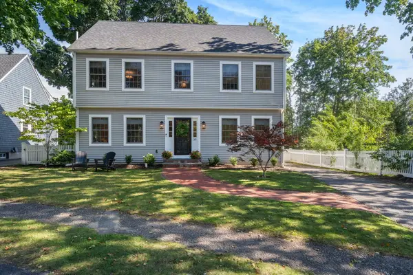 36 Thorpe Rd, Needham, MA 02494