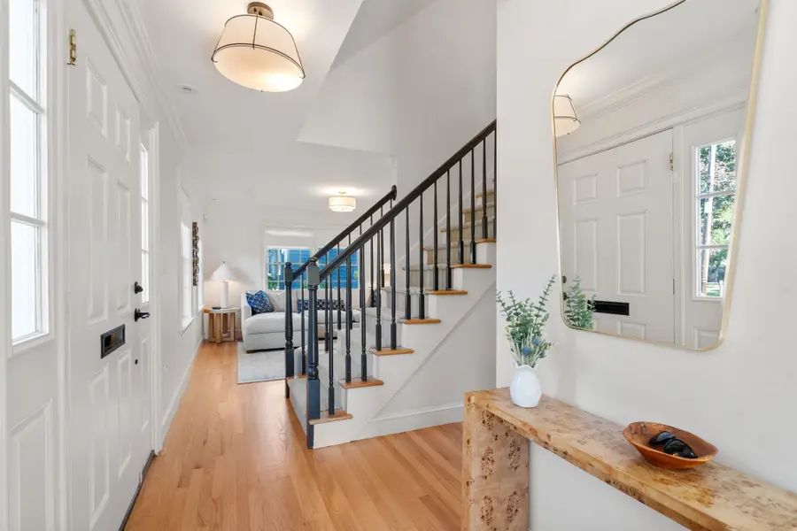 36 Thorpe Rd, Needham, MA 02494 - #3
