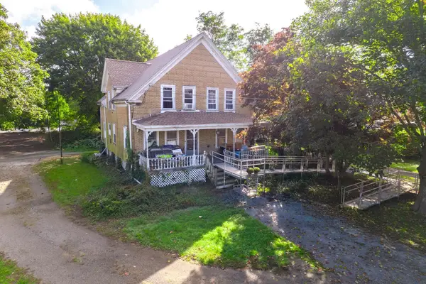 15 Shirley St, Fairhaven, MA 02719
