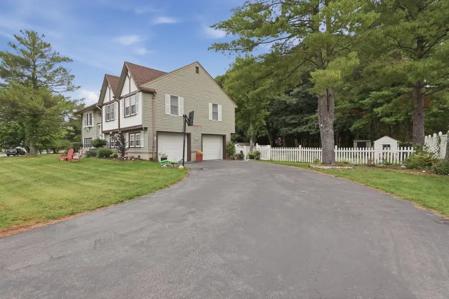 116 Kensington St, Braintree, MA 02184 - #3