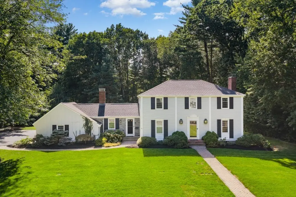 24 Edgemere Rd, Lynnfield, MA 01940 - #1