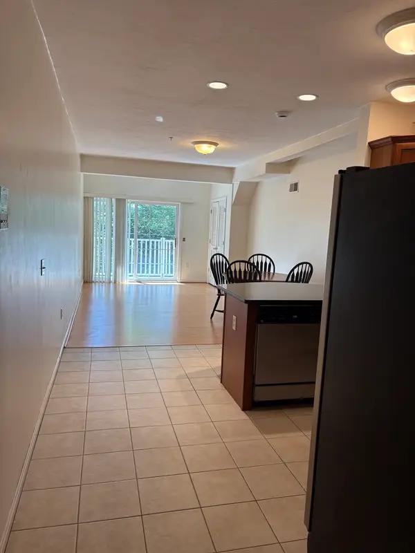 50 Adams St #109, Worcester, MA 01604