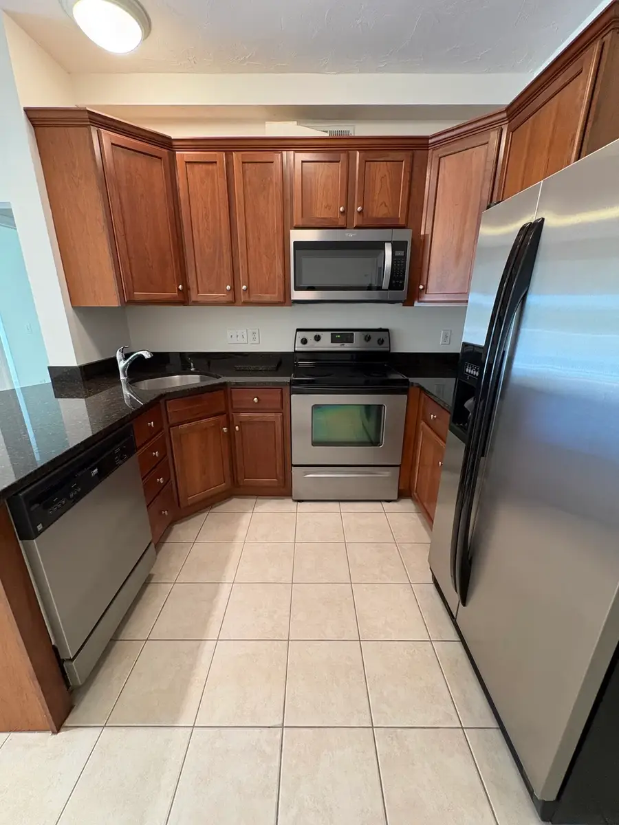 50 Adams St #109, Worcester, MA 01604 - #3